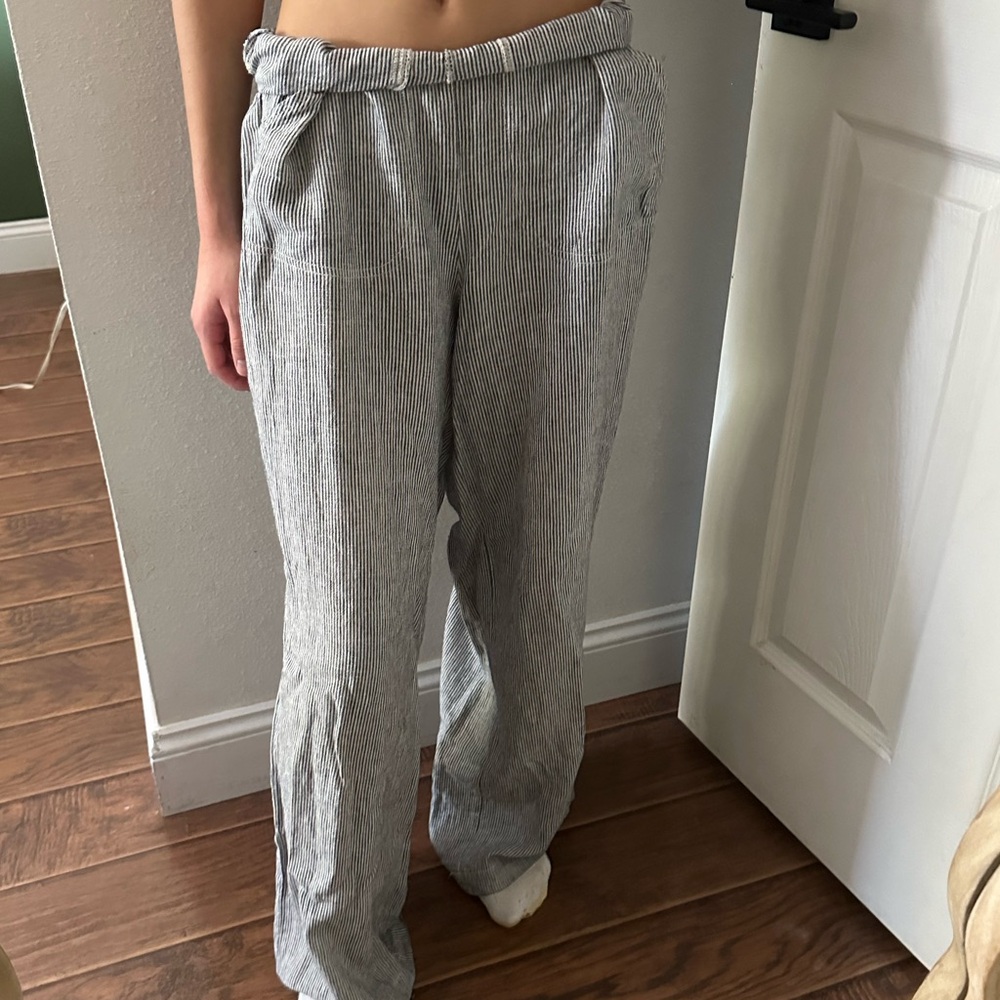 Max Studio Women’s Easy Leg Pants